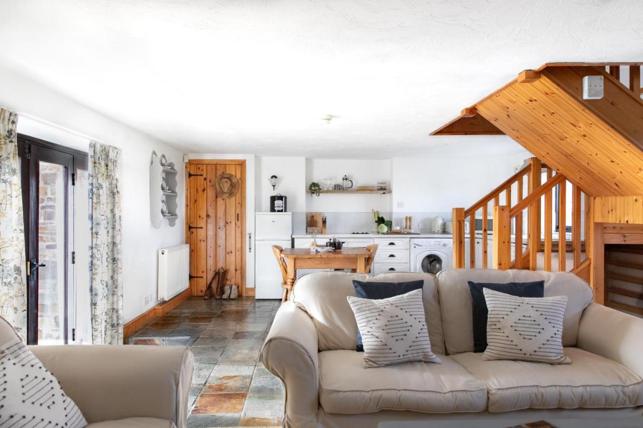 Downe Cottages Hartland Esterno foto