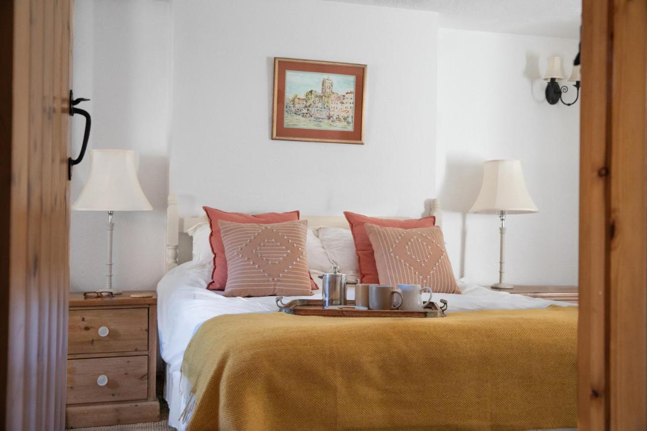 Downe Cottages Hartland Esterno foto