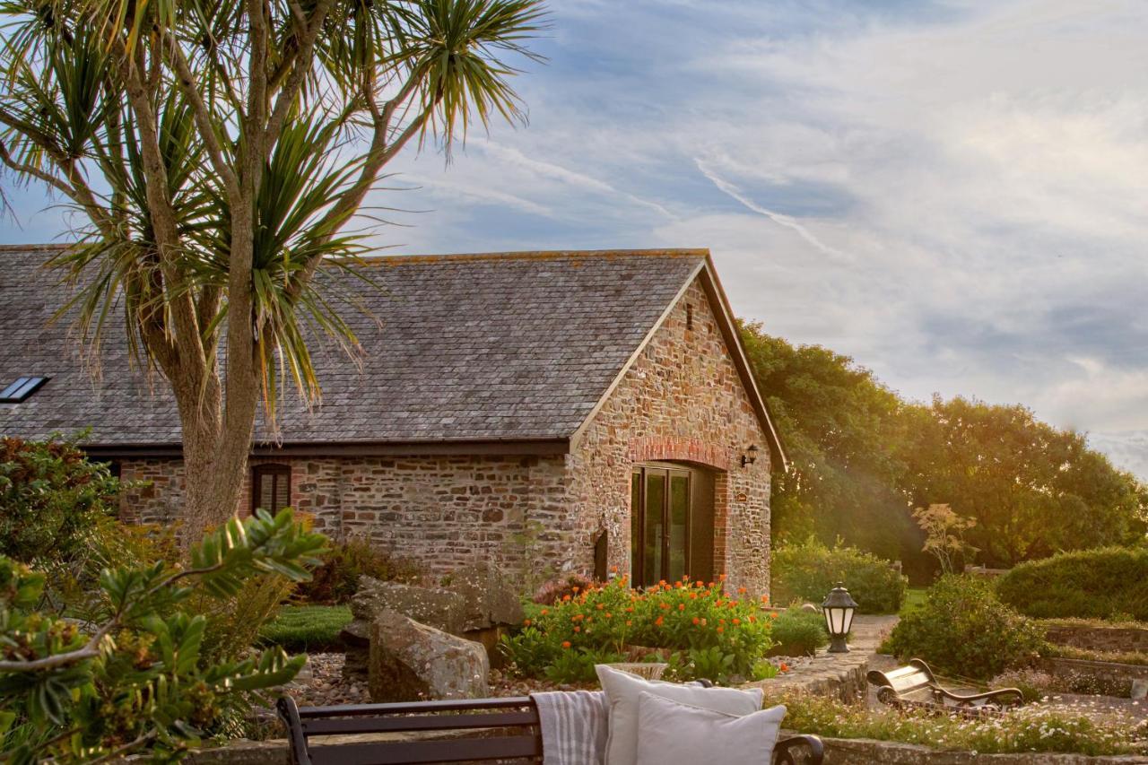 Downe Cottages Hartland Esterno foto