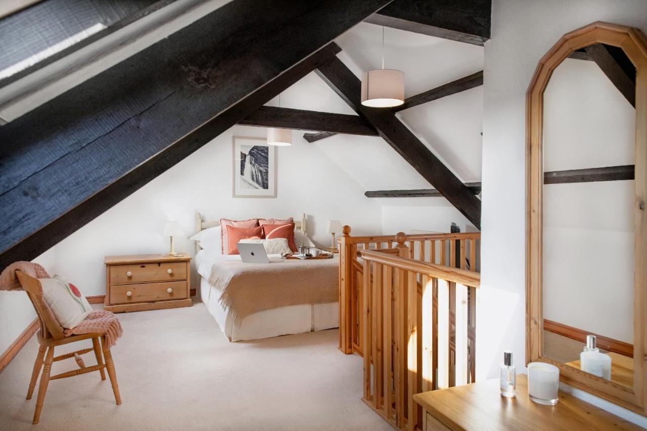 Downe Cottages Hartland Esterno foto