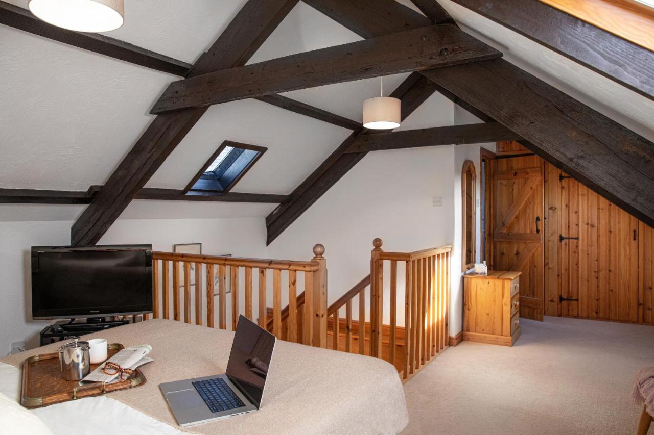 Downe Cottages Hartland Esterno foto
