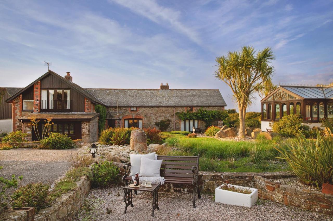 Downe Cottages Hartland Esterno foto